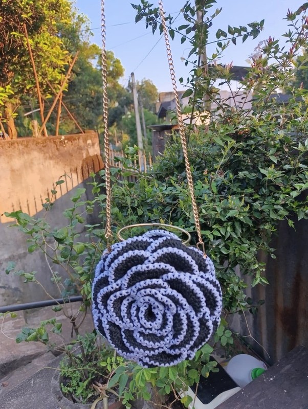 Handmade Crochet Bag from Sri Lanka gallery