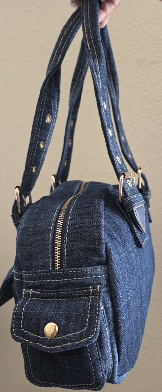 NEW TRUE RELIGION MULTI-POCKETS DARK BLUE DENIM TOTE/SHOULDER BAG gallery