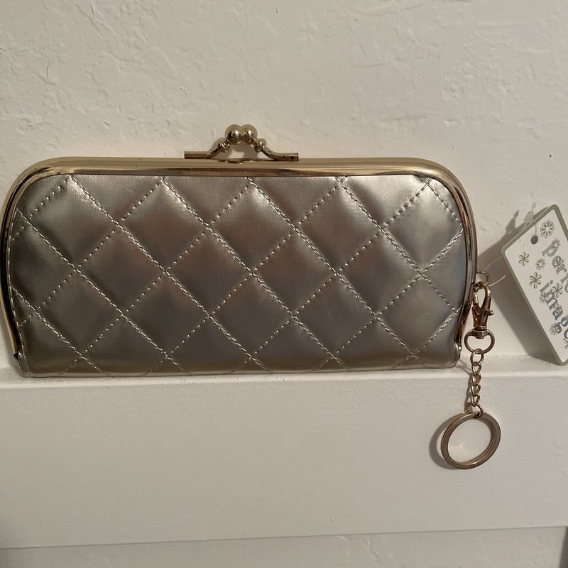 Matte Gold Wallet with Goldtone Hardware Key Ring Retro Style