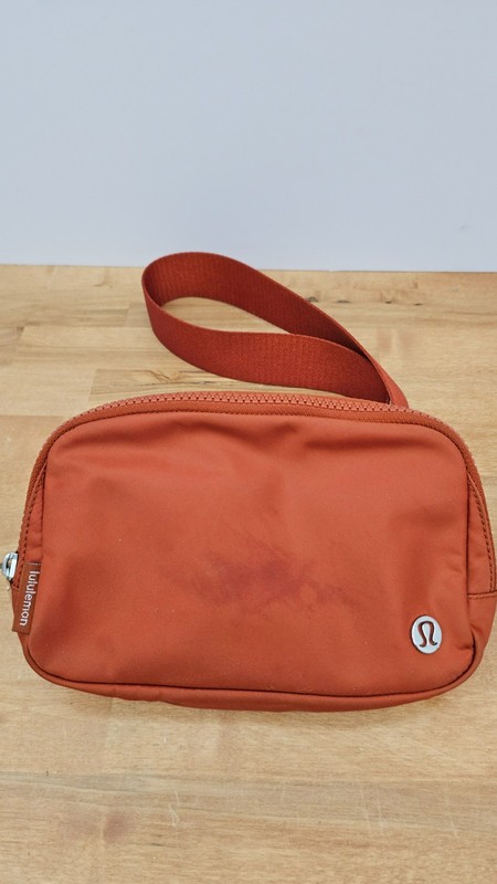 Lululemon Everywhere Belt Bag Orange