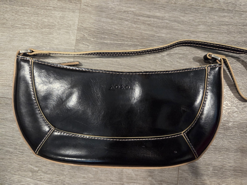 2000s Y2K Emo XOXO Black Crescent Shoulder Bag Small Zip Closure Strap Pockets