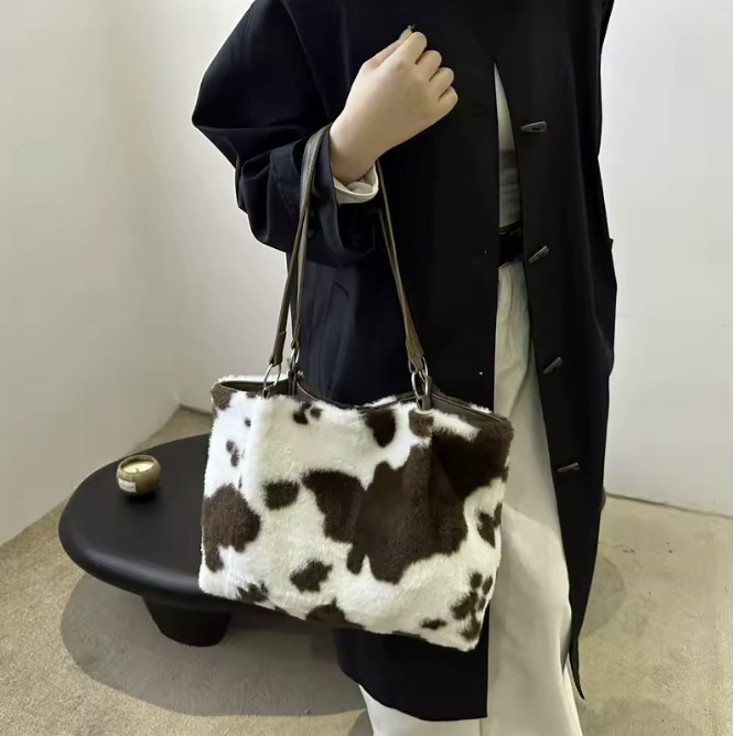 Large Capacity Shopper Bags For Women Winter Travel Tote Bag Cow Printing Plush gallery