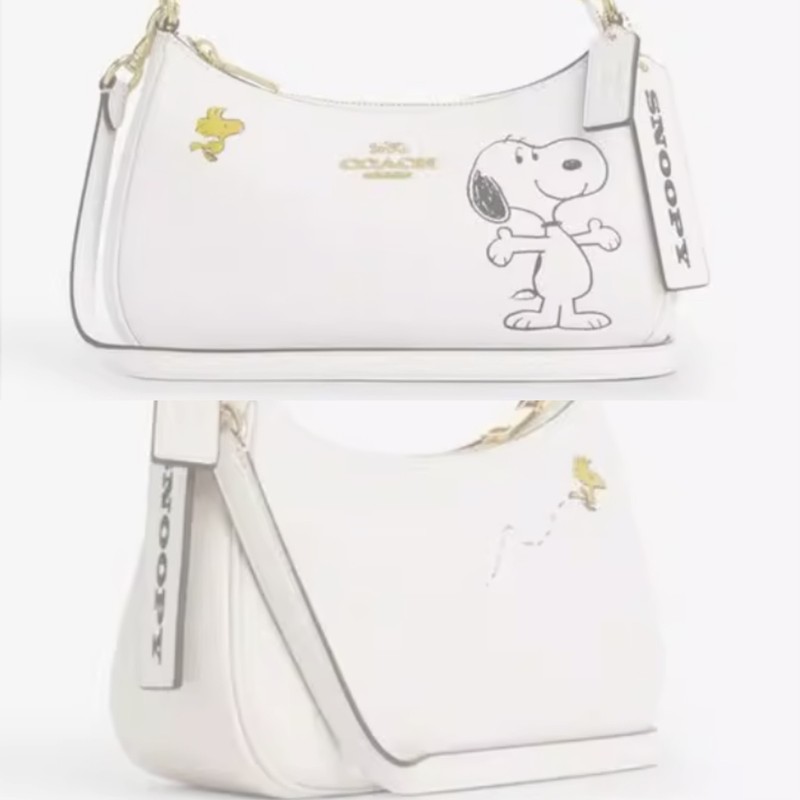 CBJ76 COACH Teri Shoulder Bag Refined Pebble Leather Snoopy Chalk Outlet New
