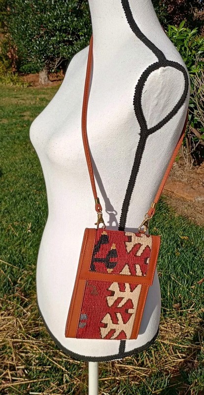 EM May Embroidered Handwoven Wool Leather Bag Multicolor Made In Turkey Kilim