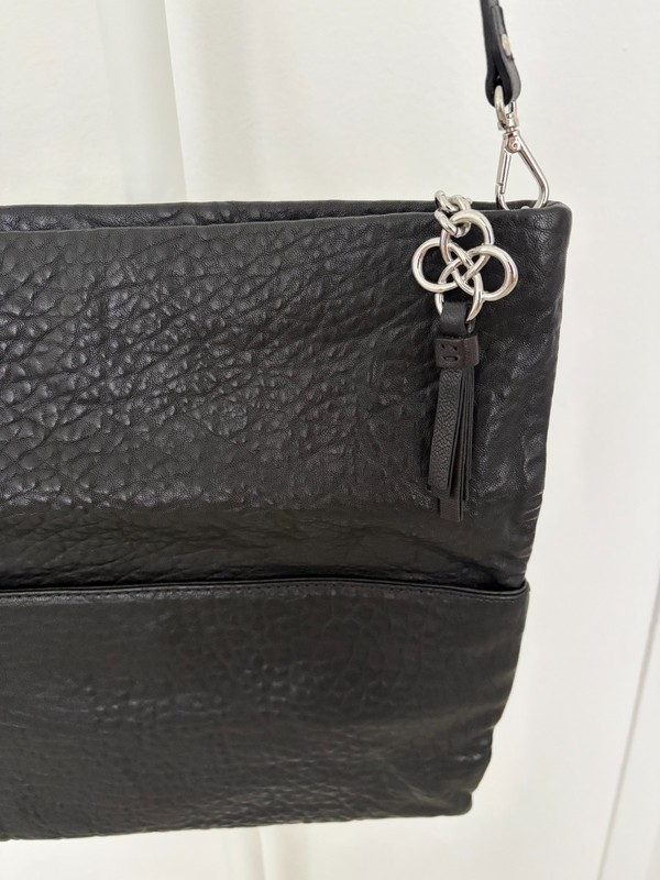 Stella & Dot Waverly Convertible Lambskin shoulder bag or clutch gallery