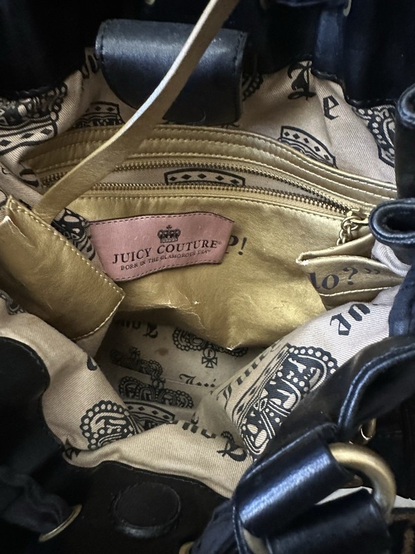Juicy Couture Black Medium Bucket Bag, Drawstring Zip, Logo Bow Heart Charm gallery