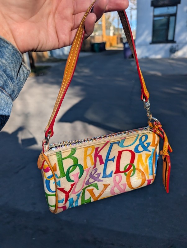 RARE Dooney & Bourke Multicolor 8″ X 5″ X 3″ Alphabet Monogram Purse 2 Straps