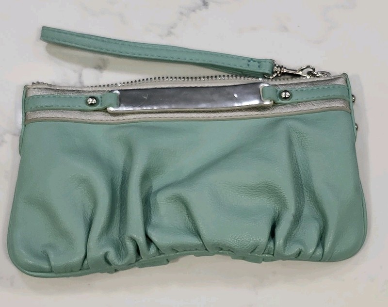EXPRESS Wristlet 8” x 5” Mint Green Zipper Silver Going Out