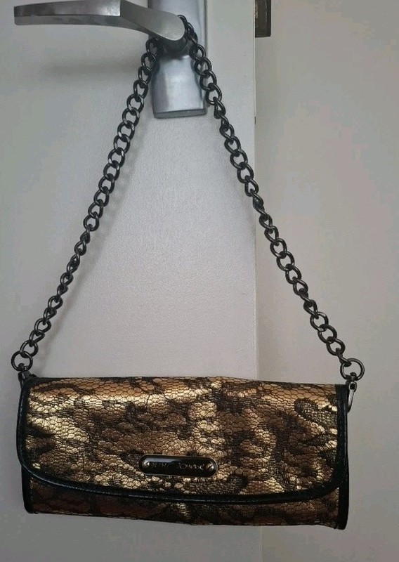 BETSEY JOHNSON GOLD COLOR Shoulder/ Clutch Metal Detachable Chain Strap