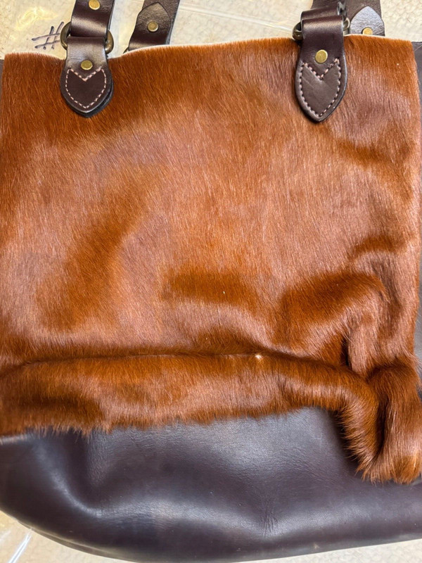 Filson Workshop Ranch Tote 20085335 - RARE - Cowhide Bridle Leather White Cow CC gallery