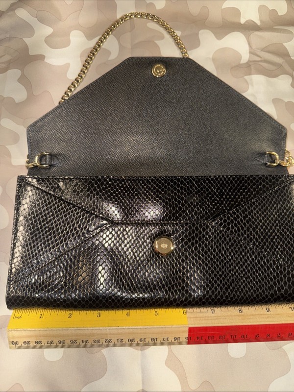 Daks Embossed Black Leather Handbag gallery