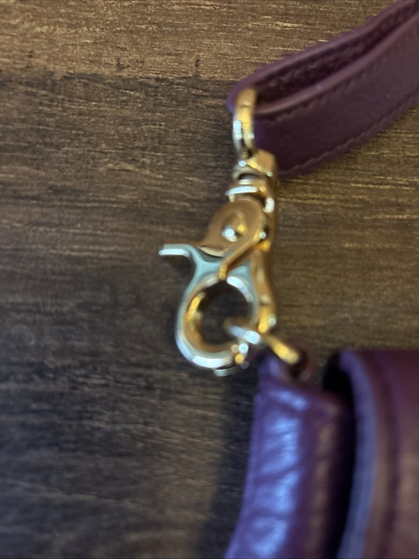 Tory Burch Amanda Mini Pebbled Leather Crossbody Bag In Purple gallery
