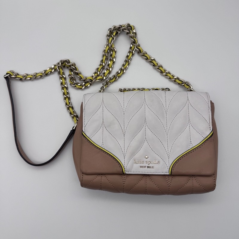 Kate Spade New York Briar Lane Quilted Emelyn Women’s Shoulder Bag White