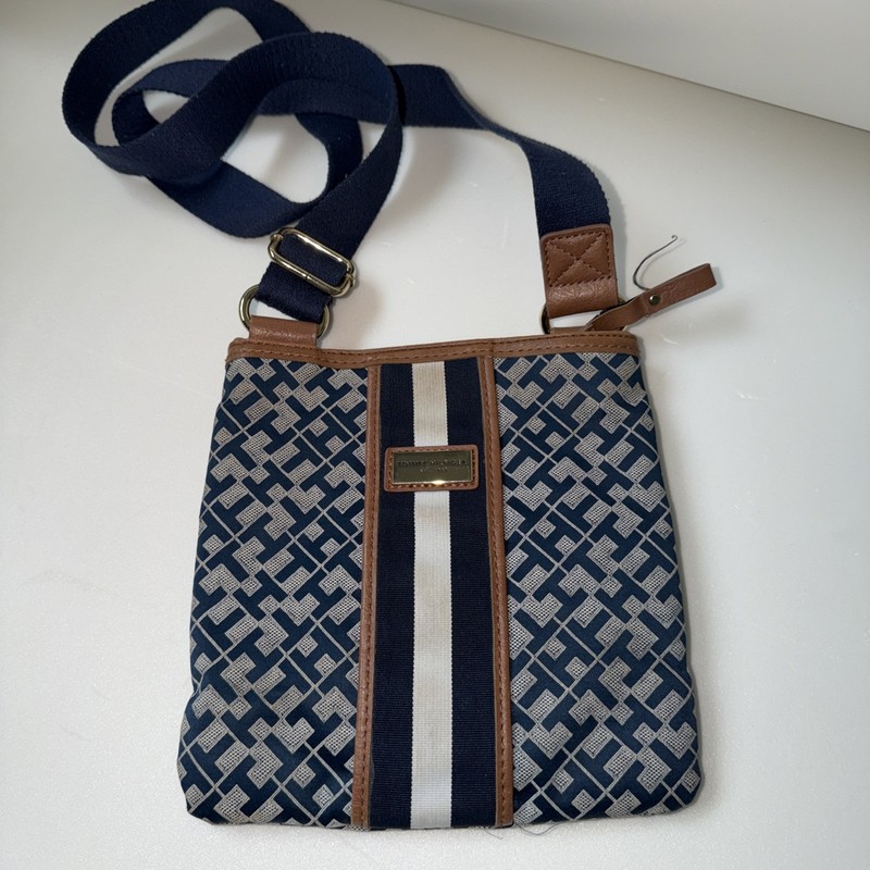 TH Tommy Hilfiger Crossbody Messenger Classic Bag Excellent Navy Beige Canvas