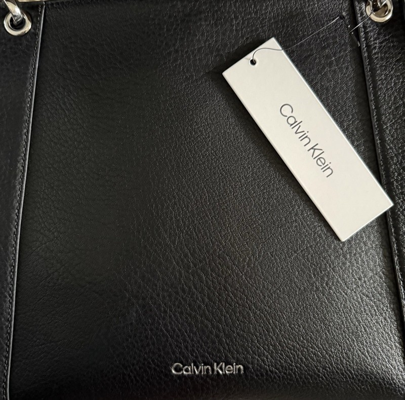 Calvin Klein Black Shoulder Bag Tote Zip/Magnetic Snap, Lined Inner Pockets