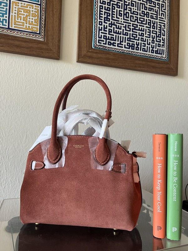 Coach Empire 21 gallery