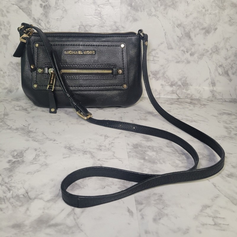 Michael Kors Black Pebbled Leather Crossbody Bag Gold Hardware Front Zip Pocket