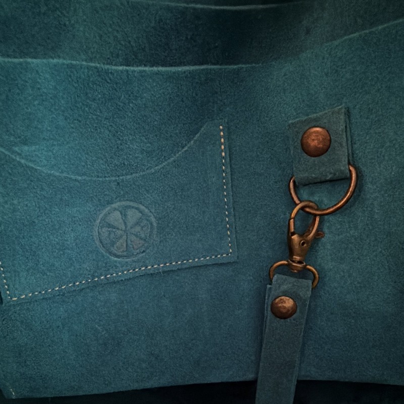 Women’s Large Blue Embossed Floral Tote Bag w/ Detachable Strap, Pockets gallery