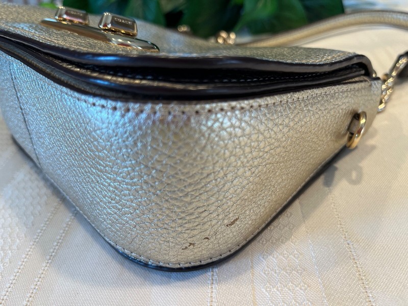 Coach 22720 Swagger 20 Crossbody Shoulder Bag Gold Metallic Pebbled Leather Rare gallery