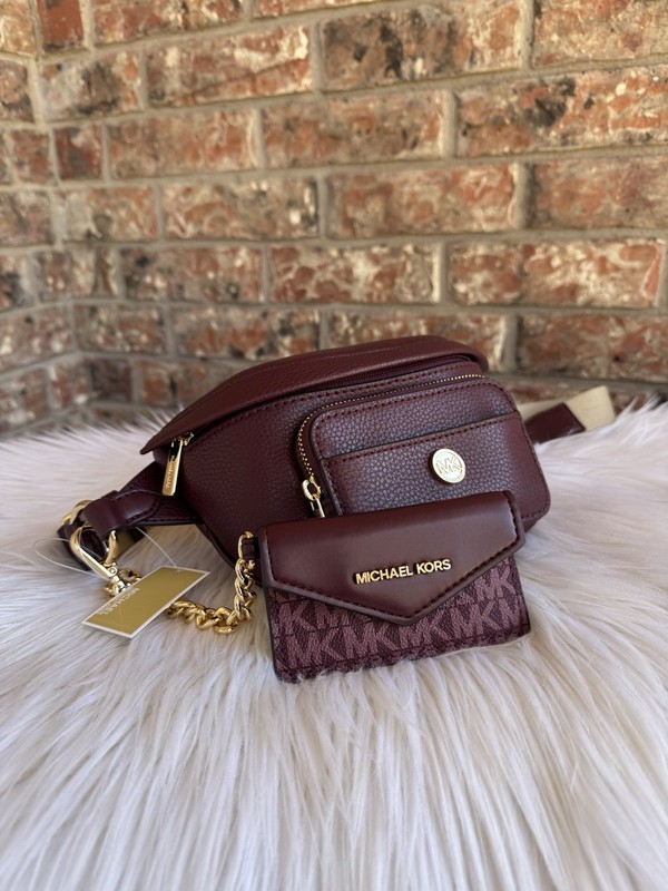New Michael Kors Maisie 2 In 1 Small Leather Waist Fanny pack (Oxblood)