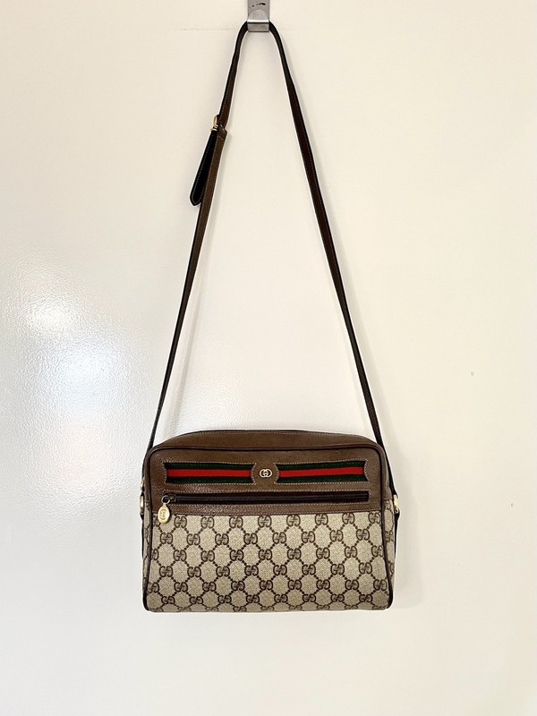 Authentic Gucci Supreme GG Web Monogram Sherry Line Medium Crossbody Bag|Used
