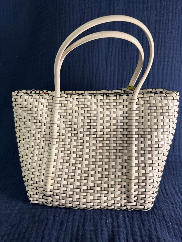 Tosca Handbag Bone Color Straw Summer Purse Style 2960. 12"wide 8" tall gallery