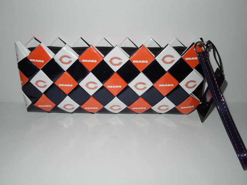 NWT NFL Chicago Bears Faux Patent Leather Gumwrapper Style Clutch/Wristlet