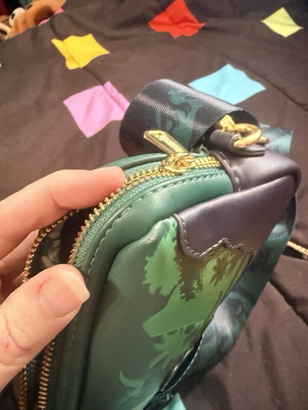 Loungefly Jurassic World Jungle Dino Silhouette Sling Crossbdy w/Coin Bag