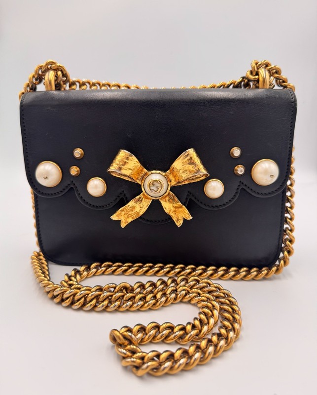 Gucci Broadway Pearl Bow Shoulder Bag Black Leather Gold Chain Authentic