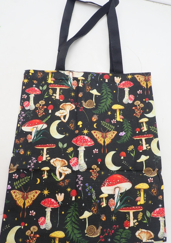 Horaldaily Canvas Tote Bag, Illustration Style Mushroom Reusable Tote Bag