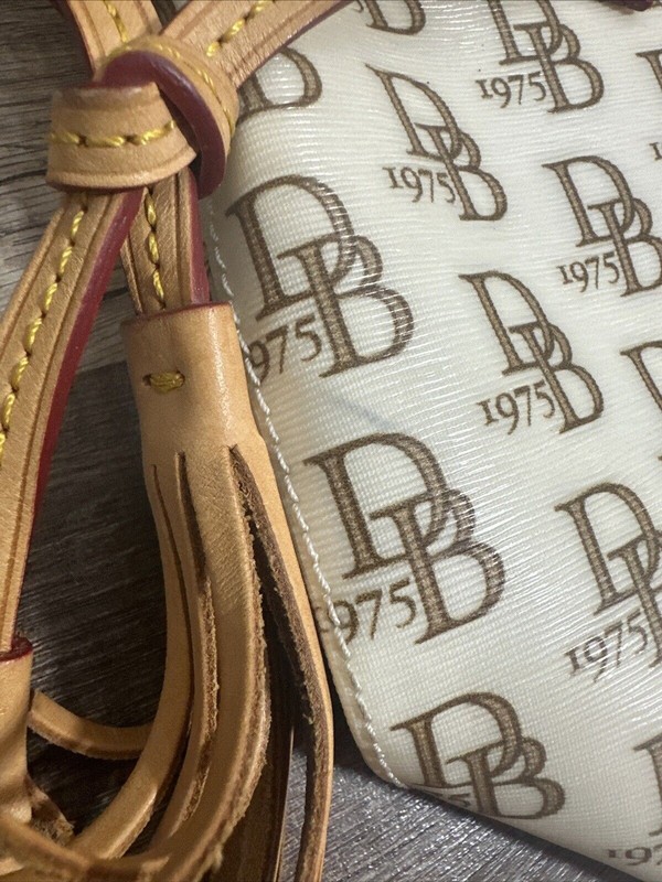 Dooney Bourke Monogram DB Logo Gretta & Leather Leisure Tote Bag Handbag Large gallery
