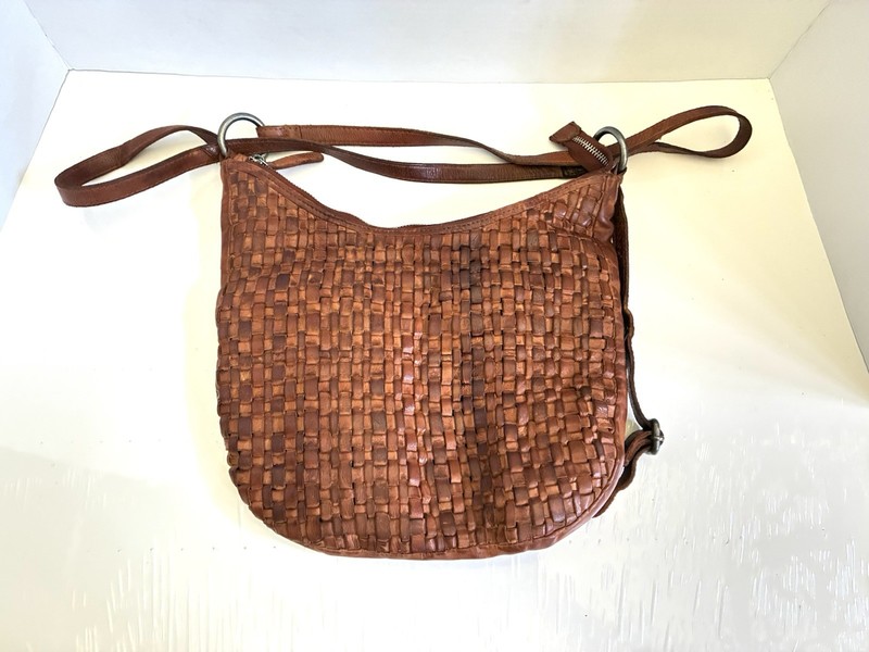 Vilenca Holland Genuine Woven Leather Shoulder Bag And Backpack Bag Chestnut