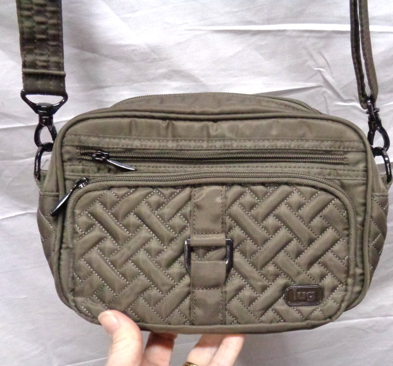 Women’s LUG CrossBody Bag CAROUSEL Quilted TAUPE Multi-Pocket Zip Purse ~ NWOT