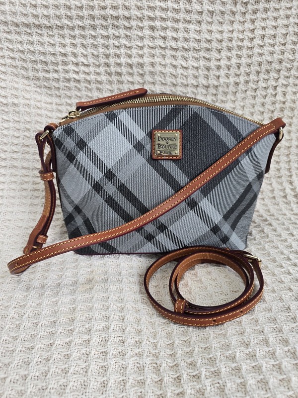 DOONEY & BOURKE Charcoal Grey Plaid Sutherland Suki Crossbody Shoulder Bag EUC