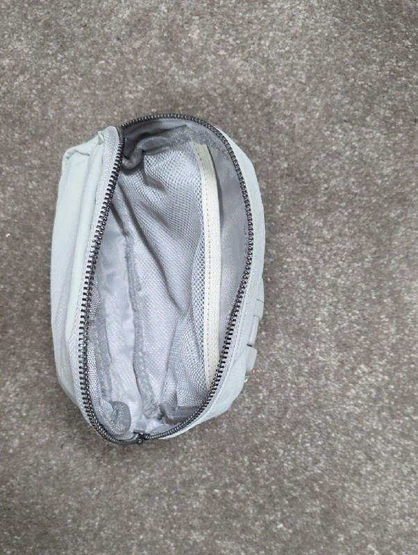 HALARA Mini Pouch Small Light Gray Cosmetic Bag gallery