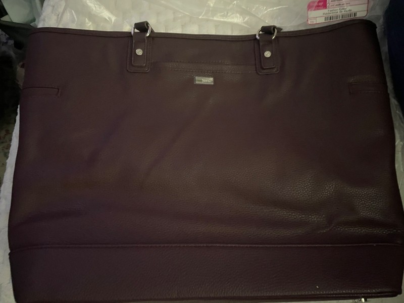 New Jewell by Thirty One Fashion Editor Tote Bag In Jewels And Gems 19 X 14 Inch gallery