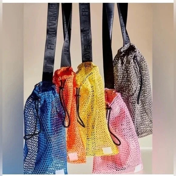 Free People FP Movement Womens Yellow Nylon Drawstring Mesh Soft Sling Bag Mini