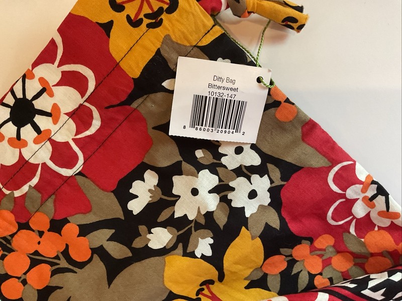 NWT ~Vera Bradley Bittersweet Ditty Bag￼￼