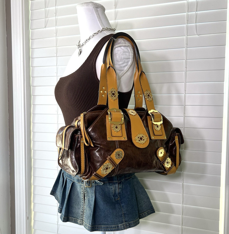 Y2K vintage Hype leather Brown & Tan Top Handle Zip Handbag Gold Hardware